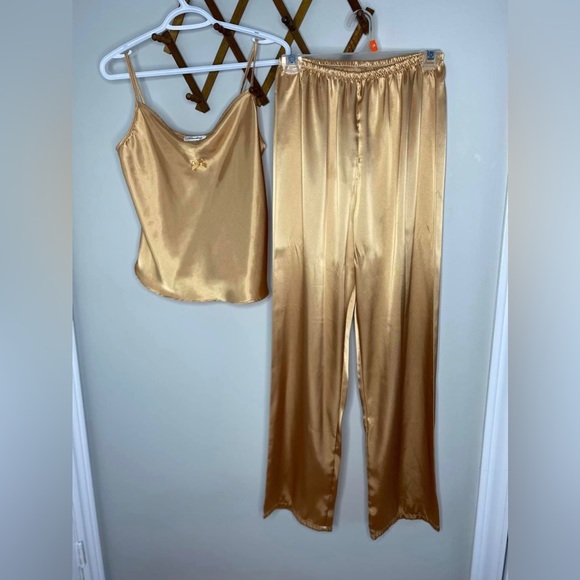 Kasara Lingerie PJ Set - Picture 15 of 16